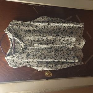 Molly & Isadora, Sleeveless shirt, black, white, & gray floral print, size 3X